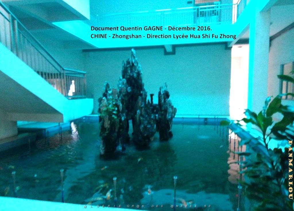 Zhongshan 021- Direction.jpg